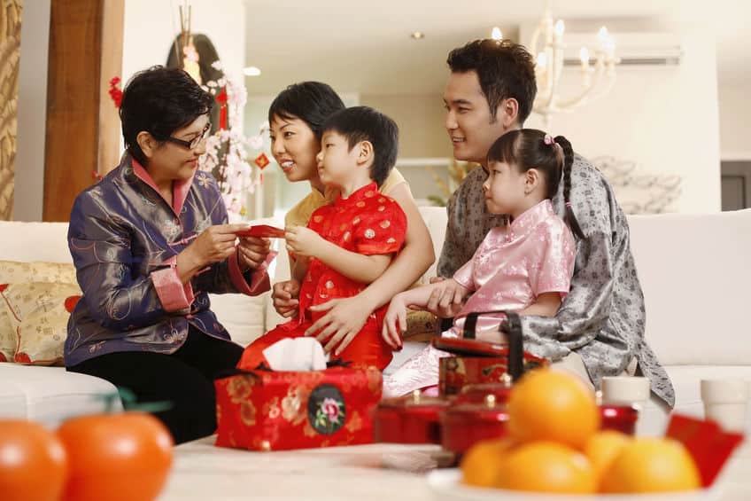 How Singaporean Families Celebrate Chinese New Year - KiasuParents