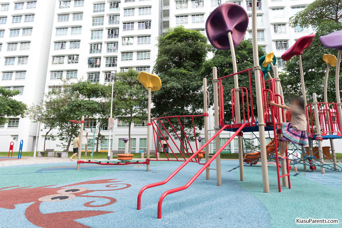 Blk 446 Yishun Ave 11 Playground 03
