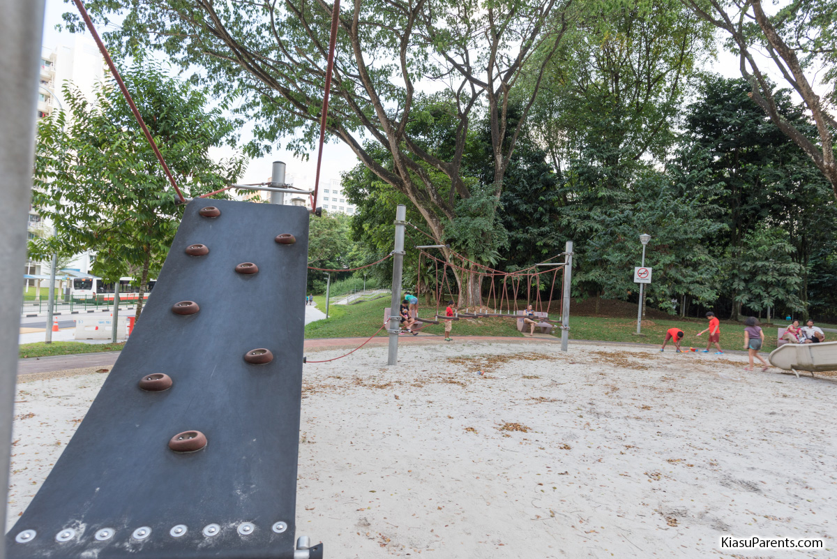 Yishun Park Playground 02