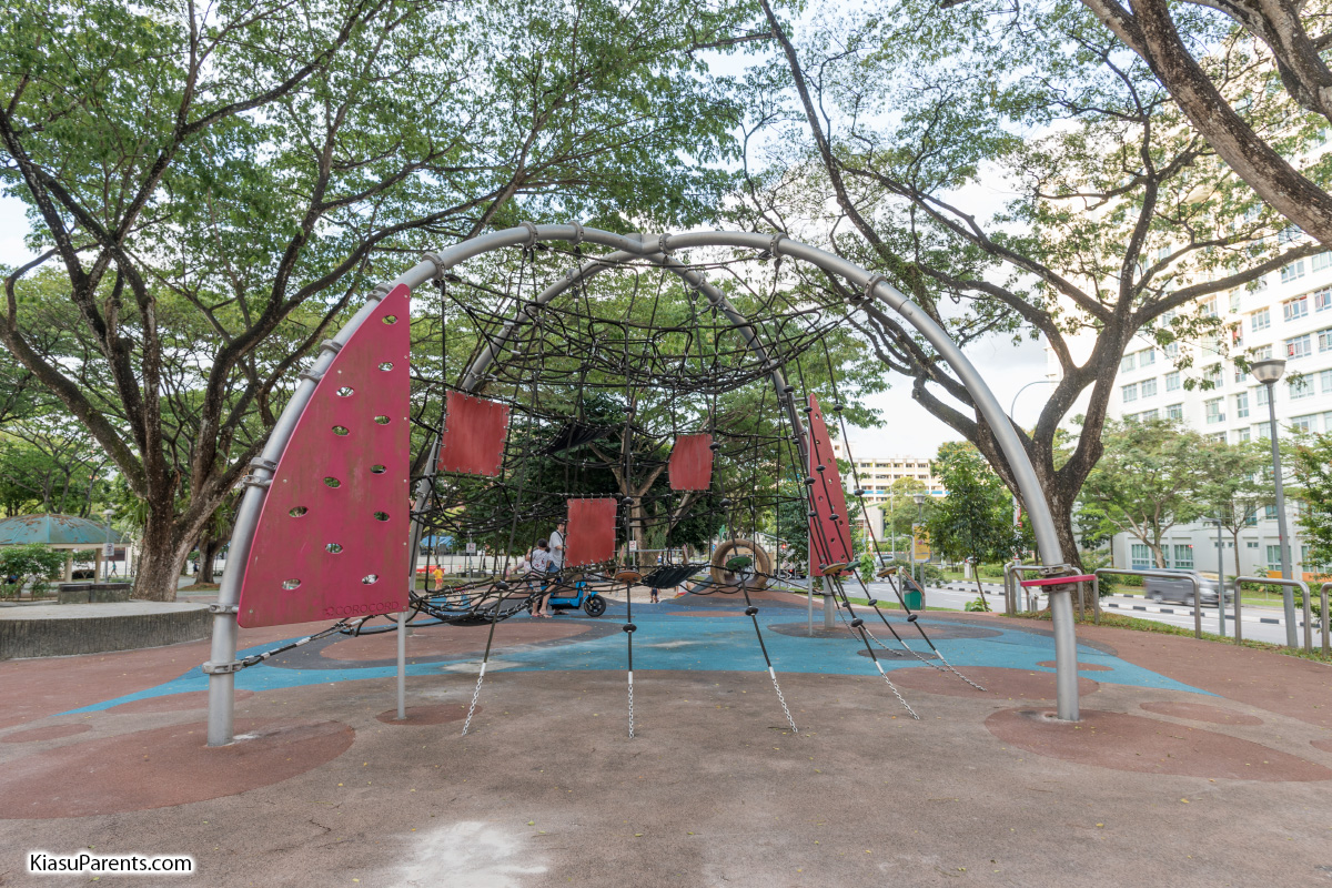 Yishun Park Playground 04